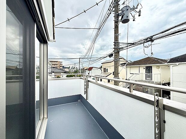 ■ 季節の移ろいを感じられる開放的な空間です