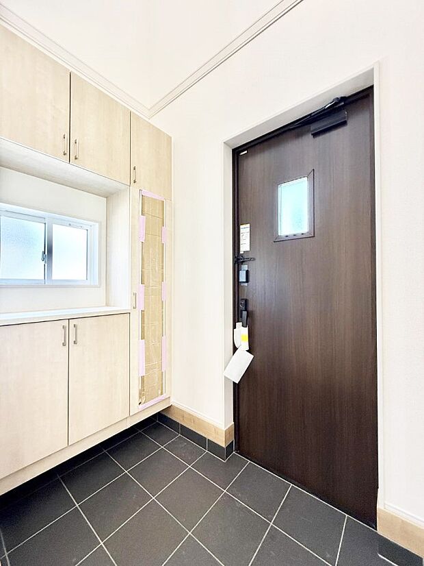 2号棟 ■ ここから始まる一日、すっきり整った玄関