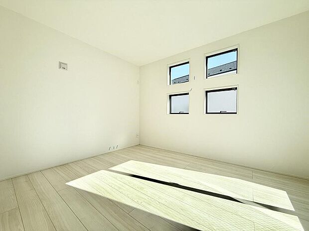 ■窓の配置や通気性の良い設計で部屋の空気がこもらず、常に新鮮な空気が流れます