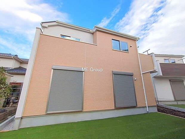 落ち着いたお洒落な外観  