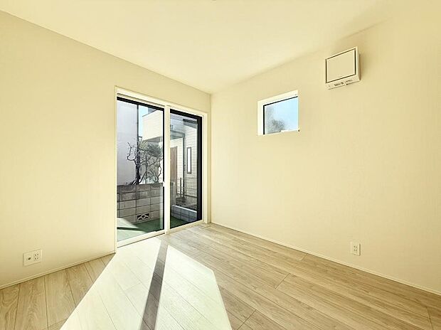 日当たりのいいお部屋は気持ちがいいですね