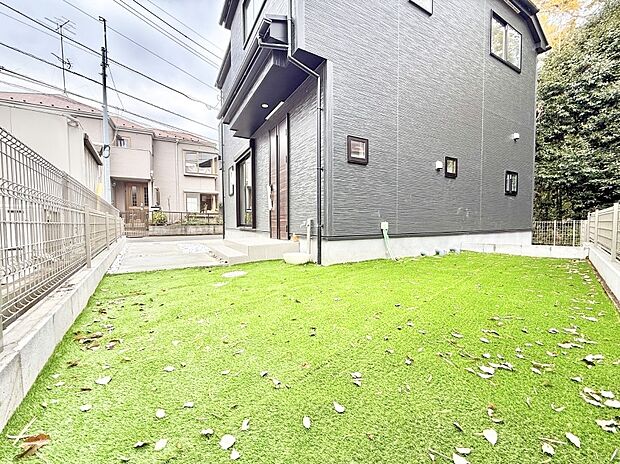 1号棟 ■庭付き住宅は多様な使用用途で活用できます