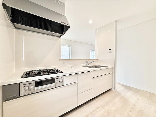 ■シンプルで美しく心地よい時間を生むキッチン空間