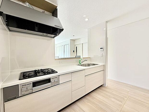 ■家族の絆を深める、温もりのあるキッチン