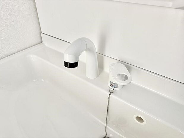 ■手洗いや顔を洗う時も快適に使える便利なシャワー