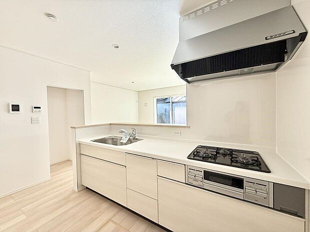 ■家族の絆を深める、温もりのあるキッチン