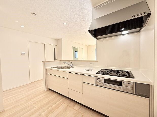 ■家族の絆を深める、温もりのあるキッチン