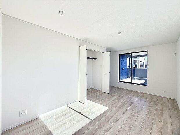 ■窓の配置や通気性の良い設計で部屋の空気がこもらず、常に新鮮な空気が流れます