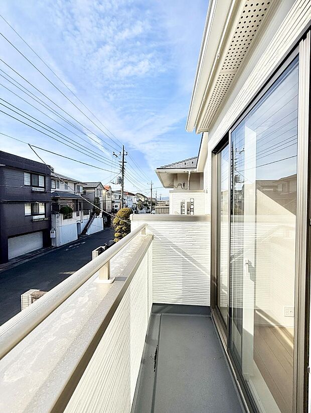 ■お洗濯物がよく乾く陽当たり良好のバルコニーです!