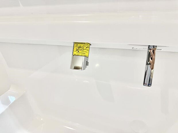 ■手洗いや顔を洗う時も快適に使える便利なシャワー