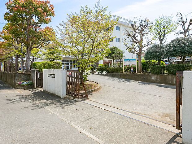中学校 662m 平塚市立山城中学校