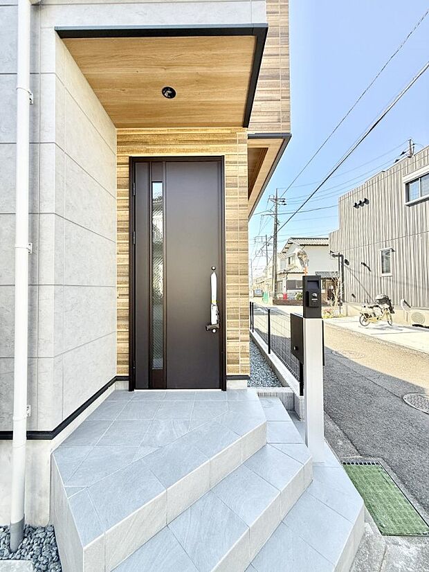 A号棟   心地よい暮らしへとつながる、温かい玄関