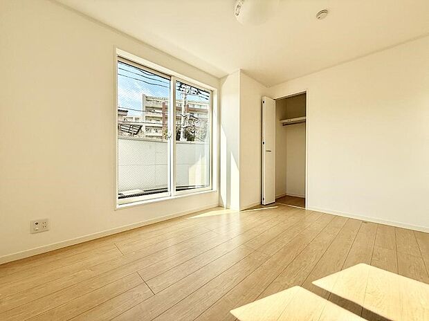 ■窓の配置や通気性の良い設計で部屋の空気がこもらず、常に新鮮な空気が流れます