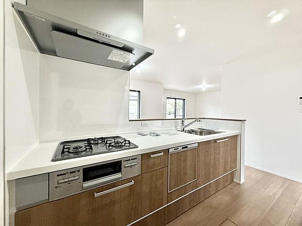 ■家族の絆を深める、温もりのあるキッチン