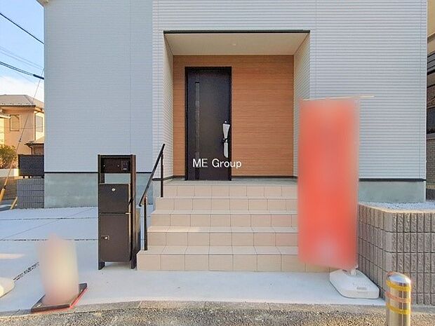 玄関はお家の顔！玄関アプローチでお客様をお迎え！    