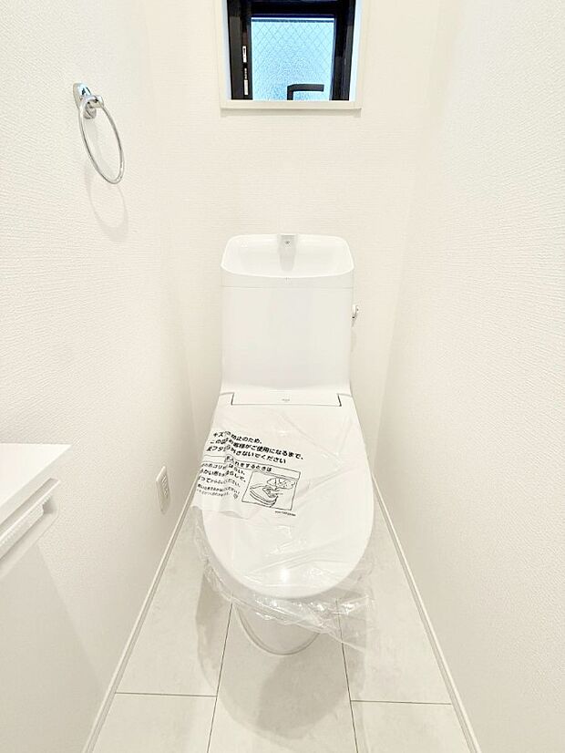 2号棟  明るく清潔感溢れるトイレ