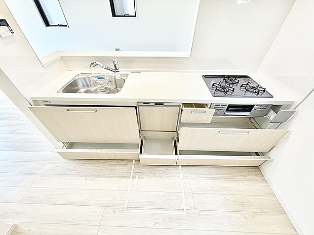 2号棟 ■シンプルで機能的、毎日使いやすいキッチン