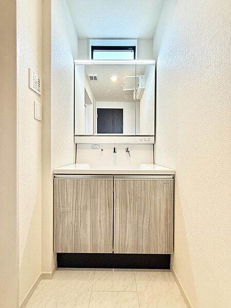 ■朝の準備がスムーズにできる広さです