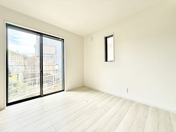 ■落ち着いた色合いのお部屋で穏やかな時間を楽しめます