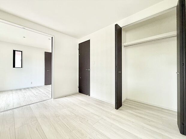 ■落ち着いた雰囲気のお部屋で心が安らぐ空間