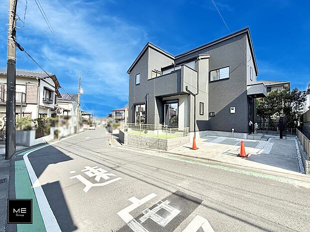 角地につき陽当り良好です!