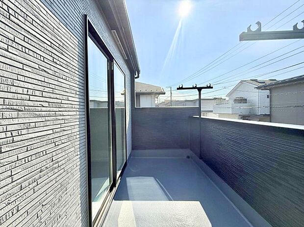 ■ 季節の移ろいを感じられる開放的な空間です