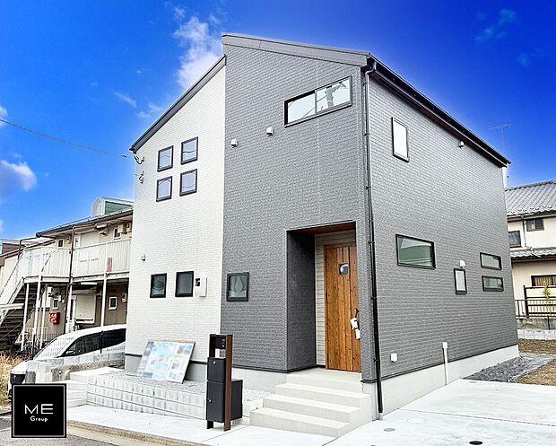 落ち着いたお洒落な外観