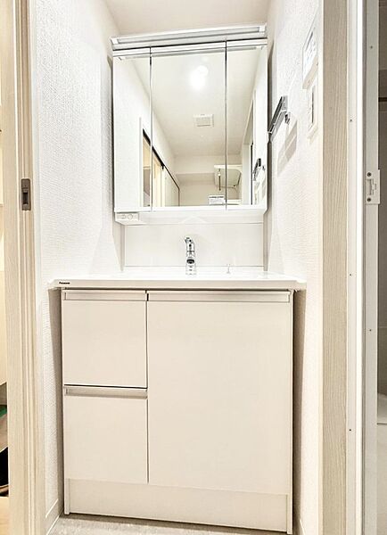 ■朝の準備がスムーズにできる広さです
