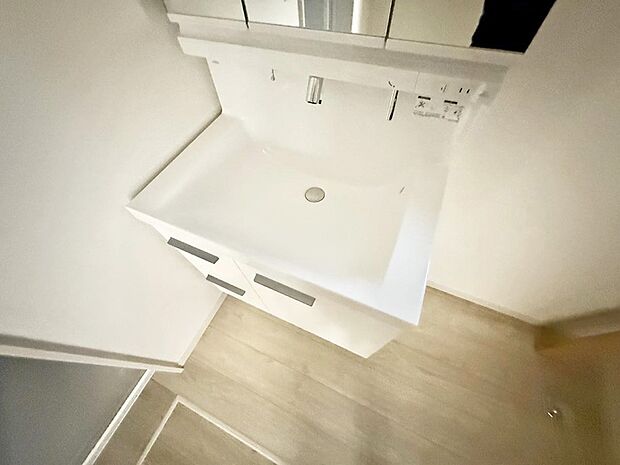 ■手洗いや顔を洗う時も快適に使える便利なシャワー