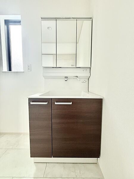 2号棟  ■朝の準備がスムーズにできる広さです