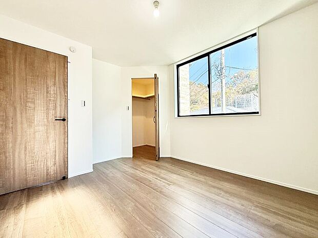 ここは誰のお部屋にしましょうね