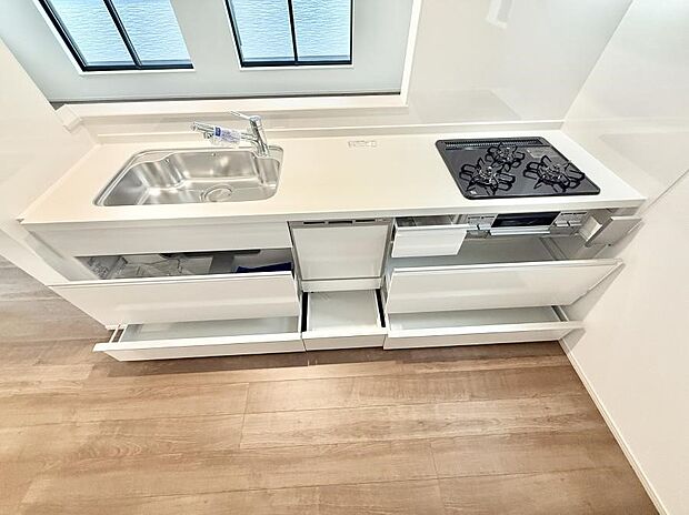 ■家族の絆を深める、温もりのあるキッチン