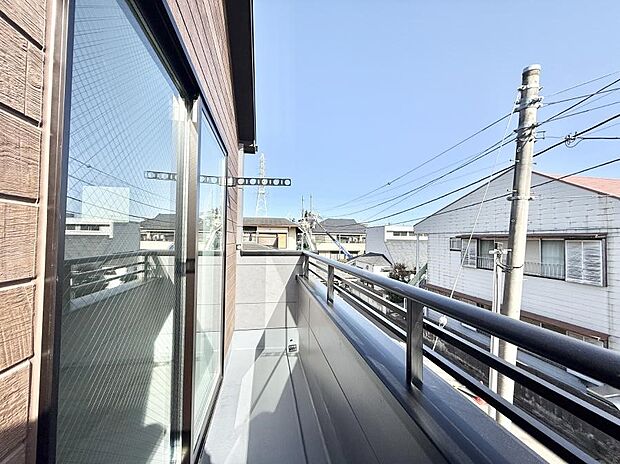 ■ 季節の移ろいを感じられる開放的な空間です