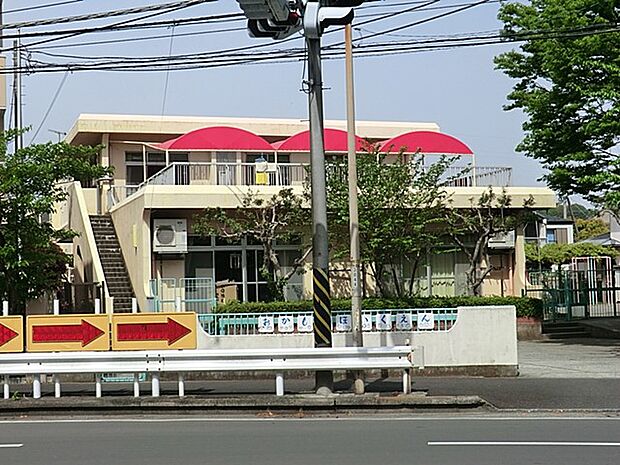 幼稚園・保育園 350m 岡本保育園
