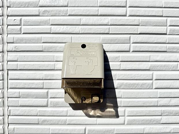 ■屋外に電源コンセントがあれば、高圧洗浄機で窓や外壁を掃除するなど便利です。