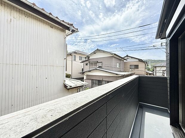 ■お洗濯物がよく乾く陽当たり良好のバルコニーです！  