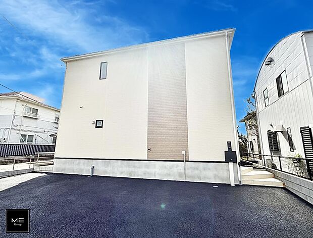 白を基調とした、すっきりした外観デザインです  