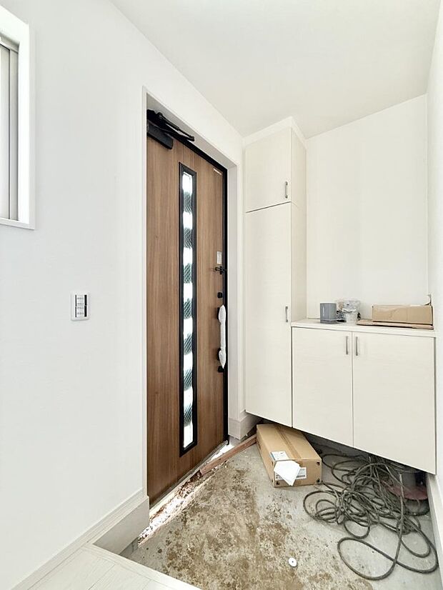 ■ 毎日を気持ちよく迎える、明るく温もりのある玄関