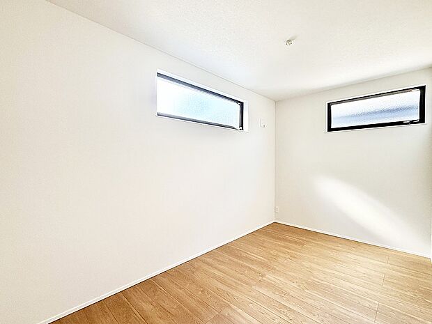 ■落ち着いた雰囲気のお部屋で心が安らぐ空間