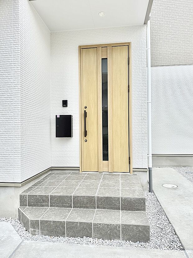 2号棟 ■ 帰るたびにホッとする、安心感のある佇まい