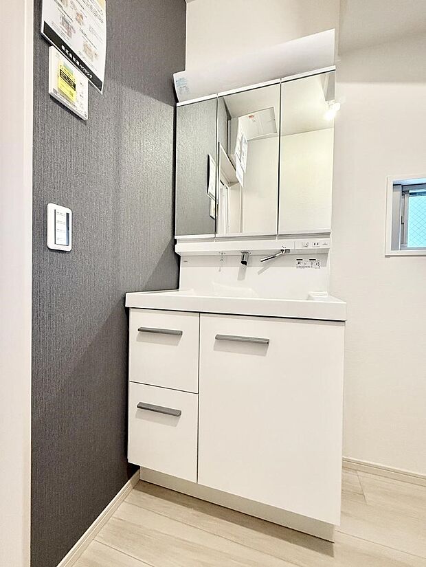 ■朝の準備がスムーズにできる広さです