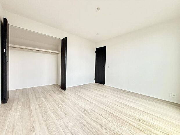 ■落ち着いた色合いのお部屋で穏やかな時間を楽しめます