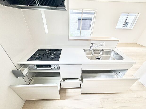 2号棟  ■家族の絆を深める、温もりのあるキッチン