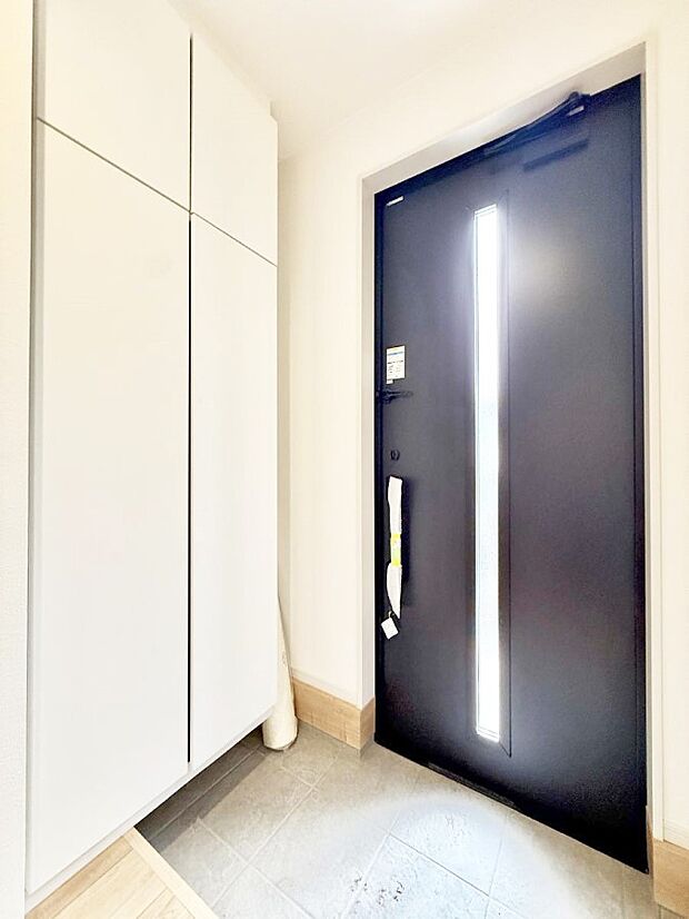 ここから始まる一日、すっきり整った玄関