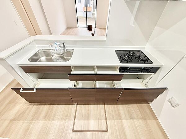 7号棟  ■家族の絆を深める、温もりのあるキッチン