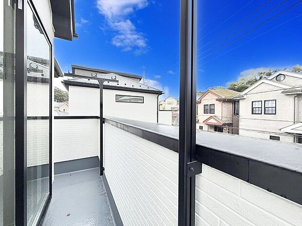 ■ 季節の移ろいを感じられる開放的な空間です