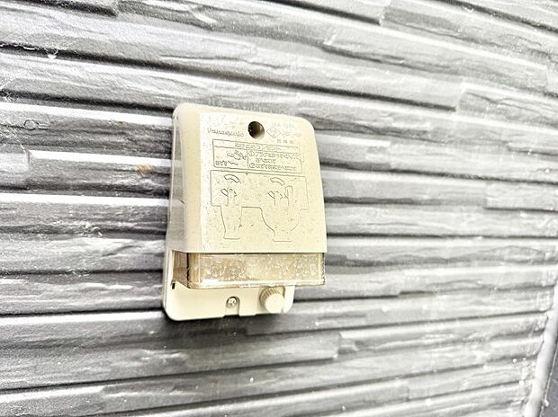 ■屋外に電源コンセントがあれば、高圧洗浄機で窓や外壁を掃除するなど便利です。