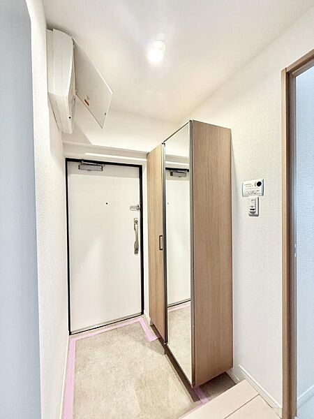 ■ シンプルで美しく、快適な暮らしの入り口