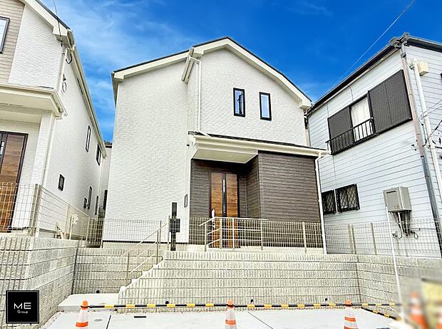 落ち着いたお洒落な外観