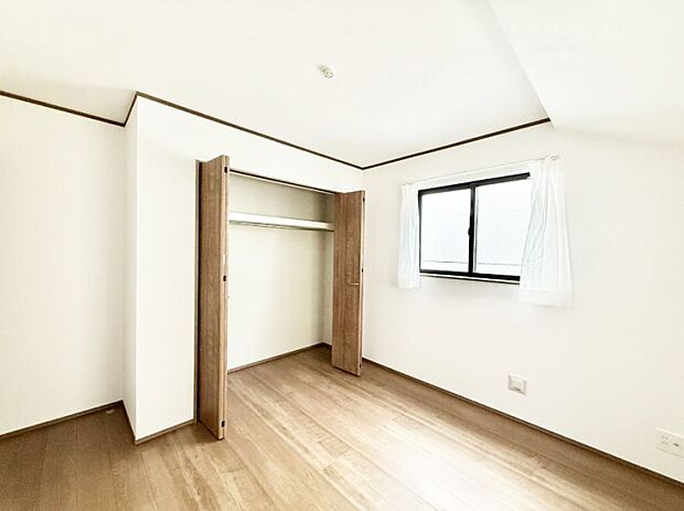 ■大きな収納で荷物がスッキリ片付きます